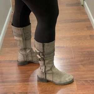 Boots - mid calf - casual - 10w